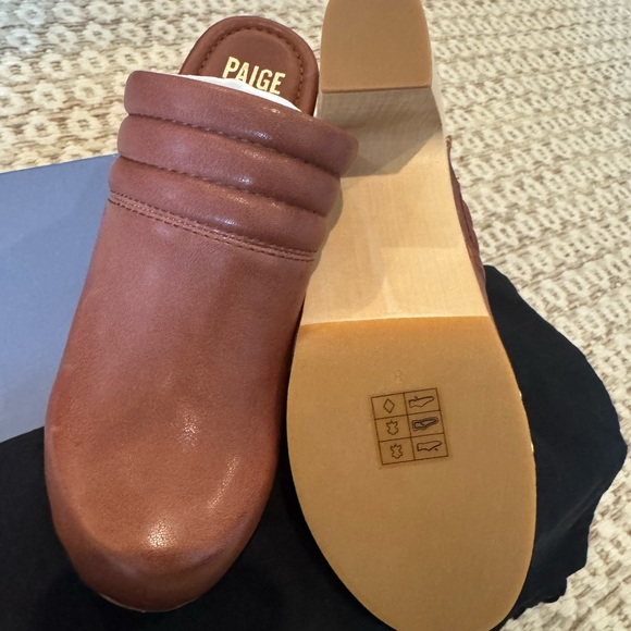 Paige Robbie Studded Brown Whiskey Clog New In Box - Picture 5 of 6